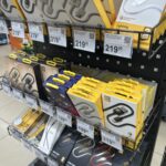 Ценникодержатель пластиковый на корзину 39х45 мм